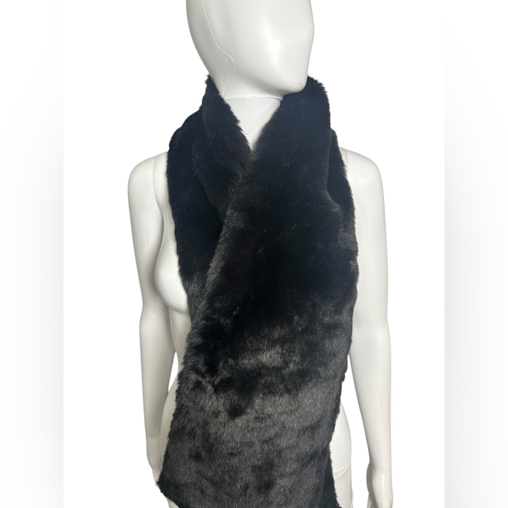 Kenneth Cole Black Faux Fur Scarf Neck Warmer Wrap